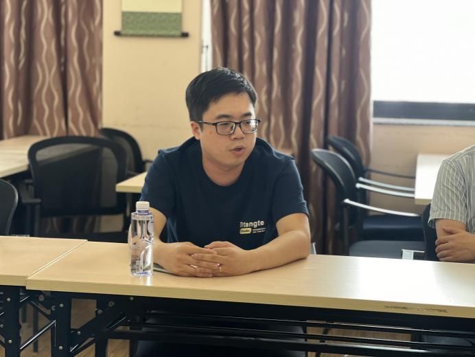 537256C862D5F2F0CFE9A690271_3C35B438_B271