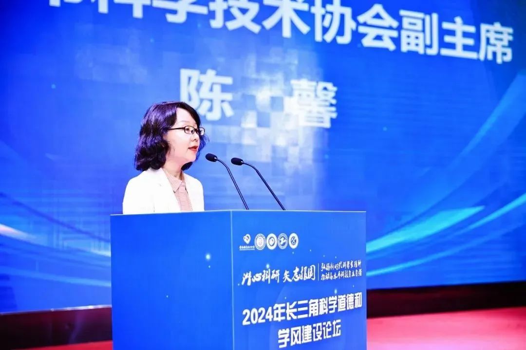 F903CC09D01EB4937FAB563E208_83CEB8A3_1297B