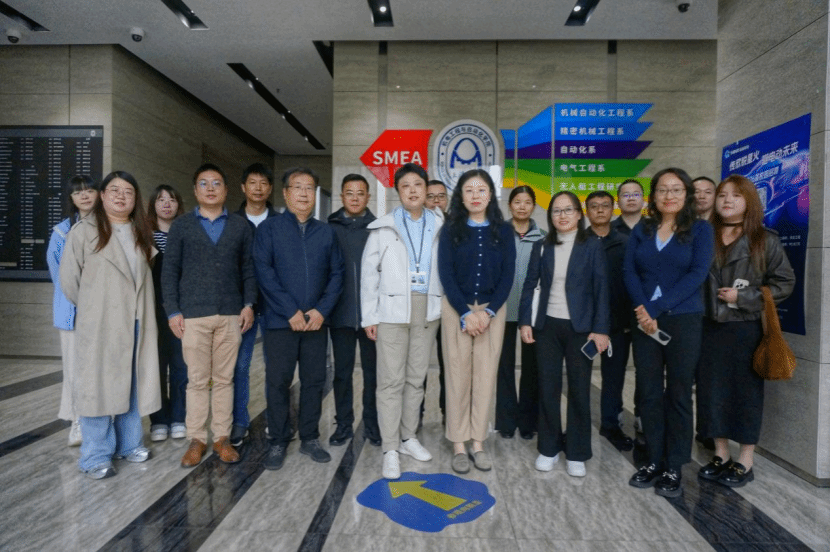 E754C711AE6C097194477EBE499_8C891BC0_3CE97