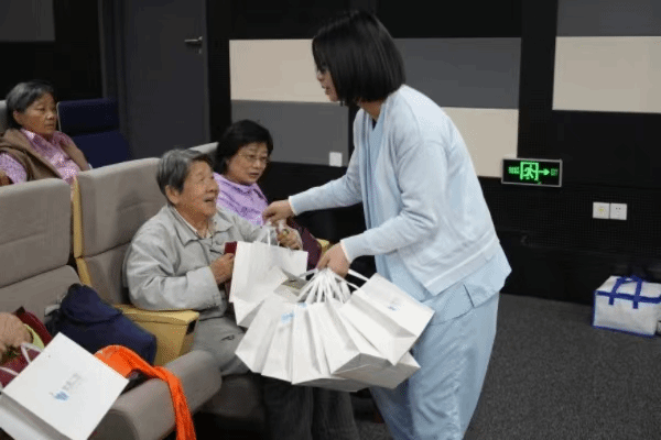 5CF231BCF6C2EB52F456EC368F6_EFA0E9B8_17BE8